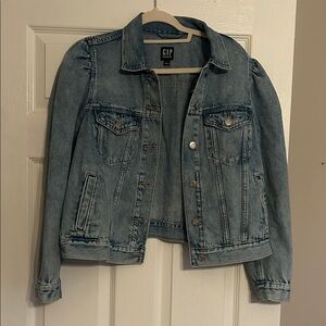 GAP Women's Light Blue Jean Jacket with puffy sleeves